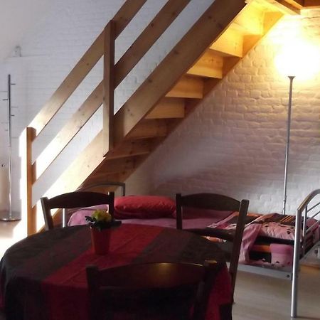 Ferme Du Pont De Bois - Le Fenil Apartment Thuin Exterior photo